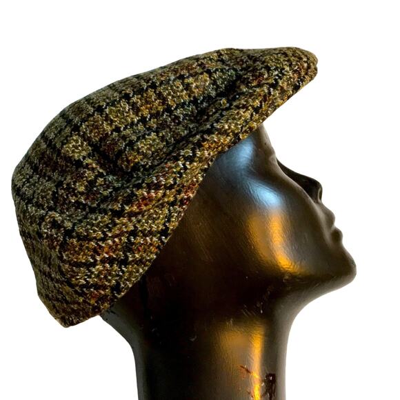 Made in England Plaid Wool Cap. OS - Picture 1 of 4